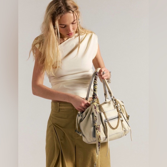 Free People Baby Emerson Tote Bag White Salt Neutral - Leather - NWT - Picture 3 of 8